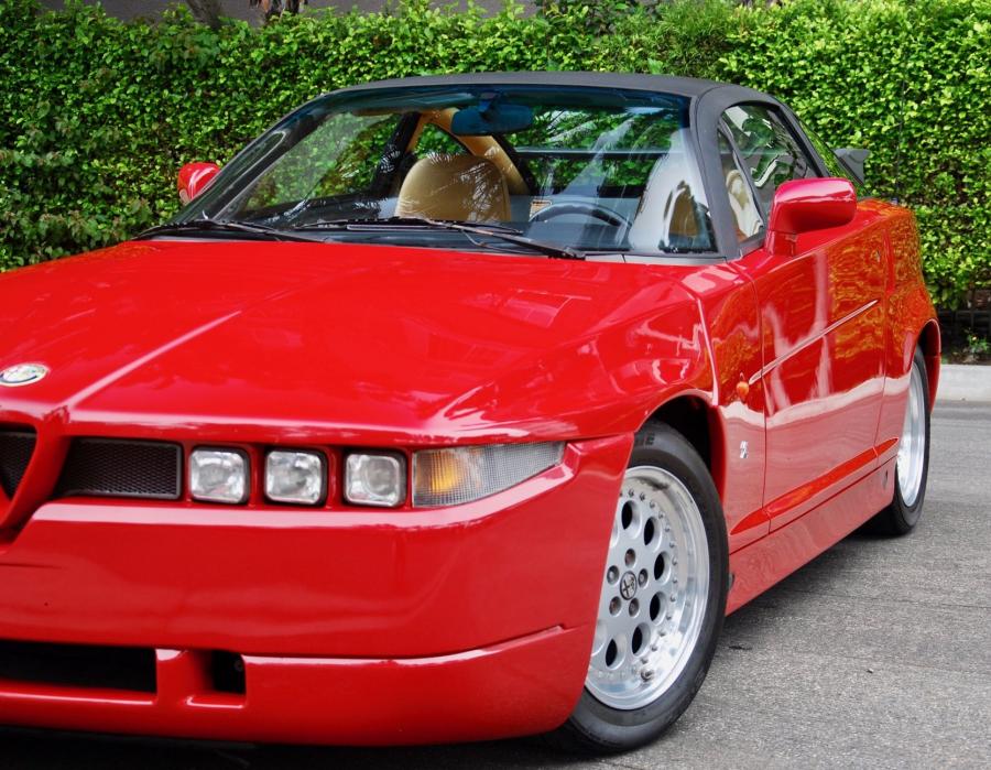 Детали экстерьера Alfa Romeo S.Z. (526) 1992 года  (фото 19 из 65)